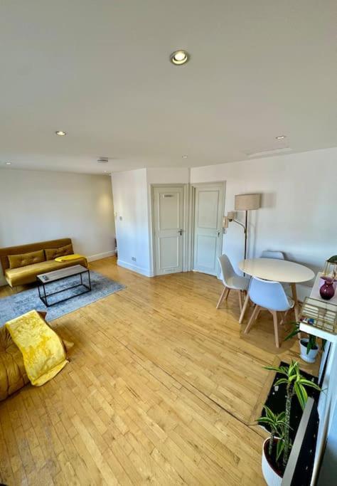 Victoria - 1 Bedroom Appartment 4 People ลอนดอน ภายนอก รูปภาพ