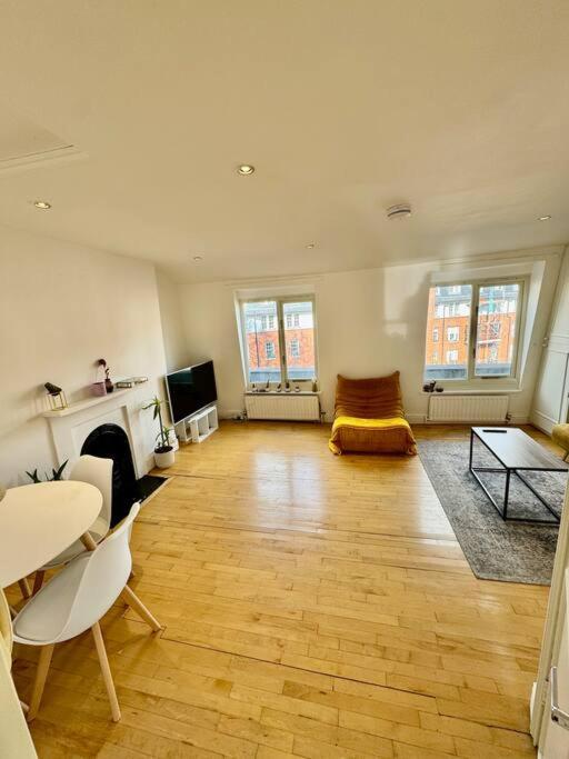 Victoria - 1 Bedroom Appartment 4 People ลอนดอน ภายนอก รูปภาพ